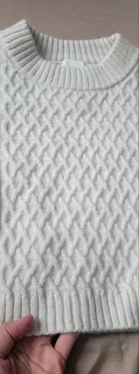 H&M  Sweaters - Picture 8 of 13